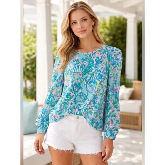 Lilly Pulitzer Tops - Lilly Pulitzer Jansen Long Sleeve Sweatshirt